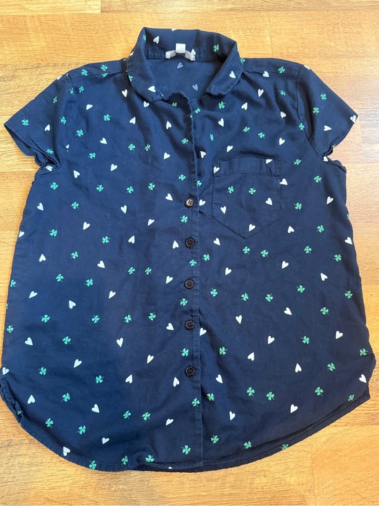 LOFT Other - Men’s Xs loft outlet sleep polo button down shirt with four leaf clovers in navy